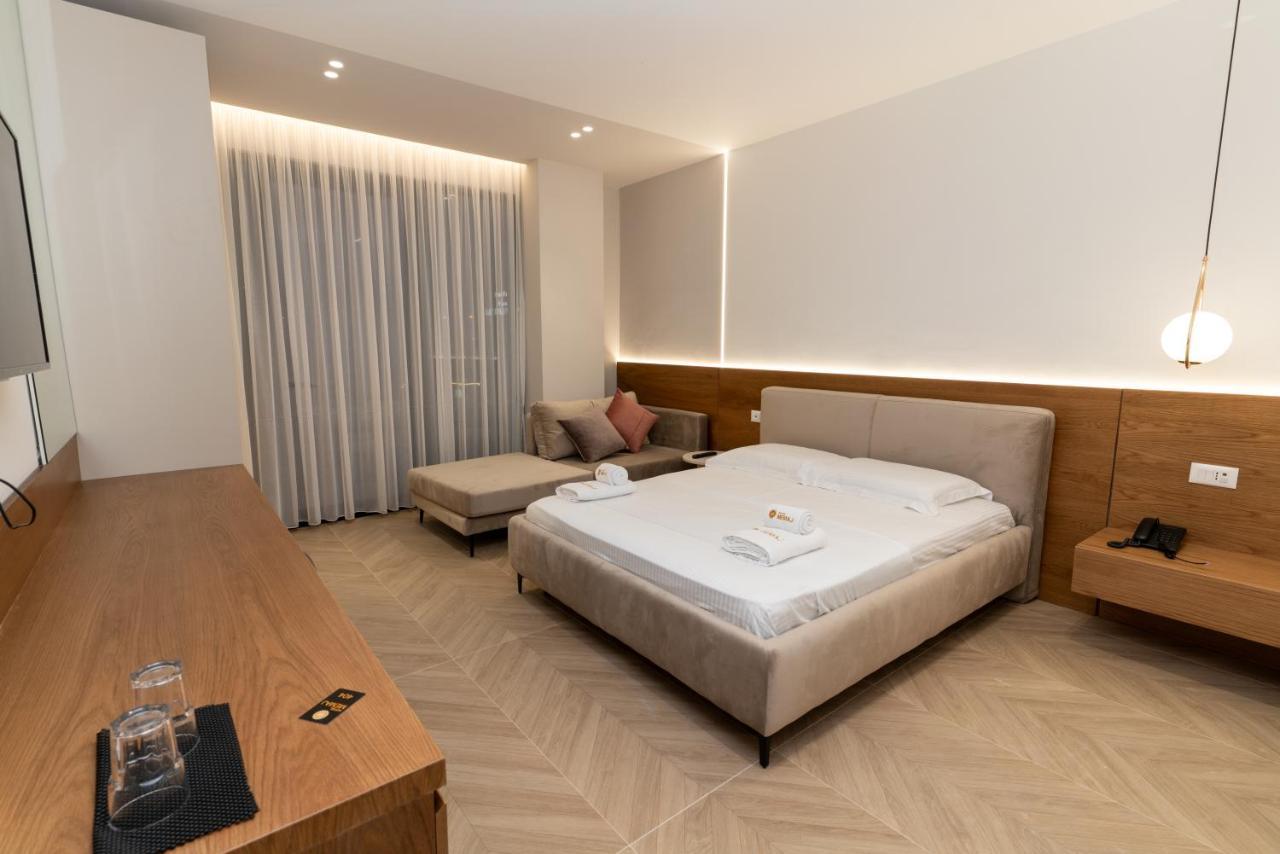 Hotel Memaj คซามิล ภายนอก รูปภาพ